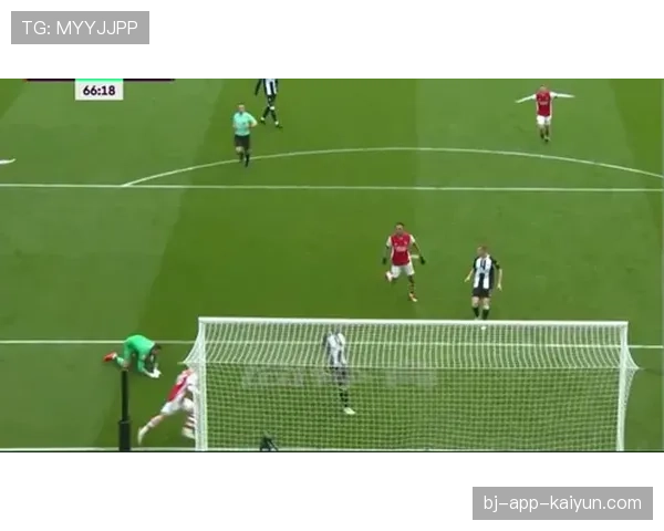 “足球连接我们”:英超联赛在伦敦举办的多元文化反歧视主题日活动 “足球连接我们”:英超联赛在伦敦举办的多元文化反歧视主题日活动